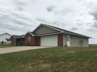 9440 Erika Ln, New Bloomfield, MO 65063
