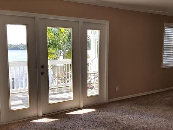 3rd image of 103 Pompano Dr SE APT D