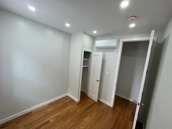 306 Parkville Avenue 2ND FL image 3 of 7