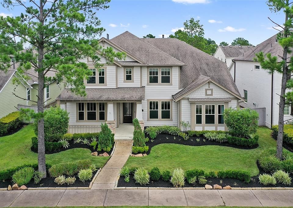 1st image of 14 Clements Square Pl