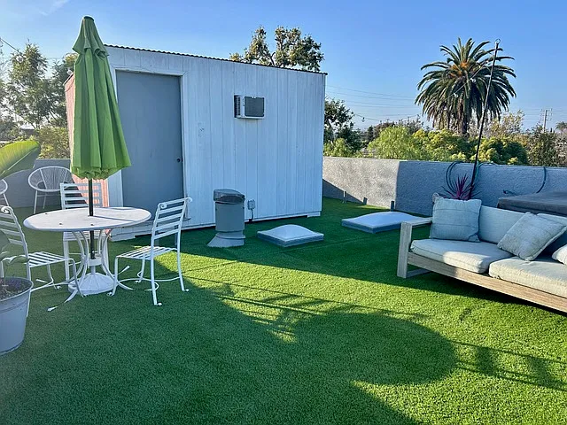 910 Nowita Pl — Photo 17