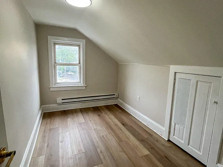 1512 S Broad St — Photo 5
