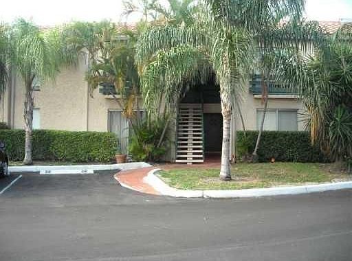 2nd image of 5238 NE 6th Ave #C26