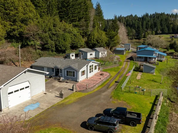 94996 Stock Slough Ln, Coos Bay, OR 97420