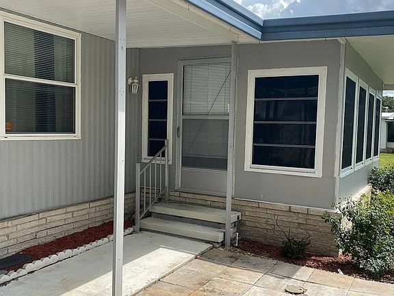 3rd image of 146 E Sterling Way