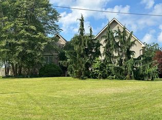 37 Wendell Dr, Fayetteville, WV 25840