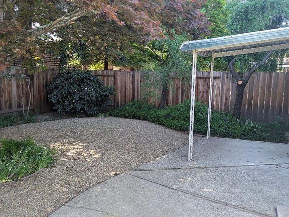 3rd image of 1157 Legion Ave