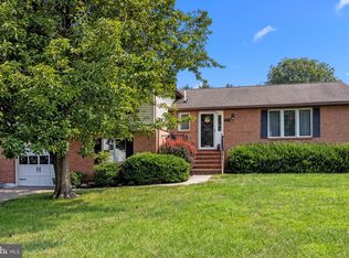 659 Valleyview Rd, Langhorne, PA 19047