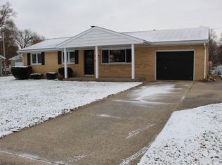 19256 Staffordshire Dr, South Bend, IN