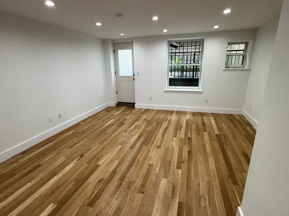 269 Alexander Avenue image 7 of 39