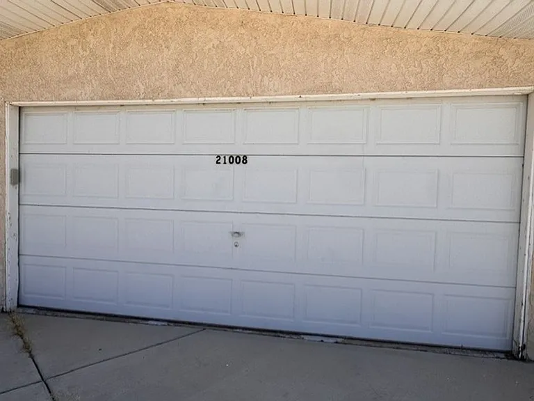 21008 South Rd — Photo 9