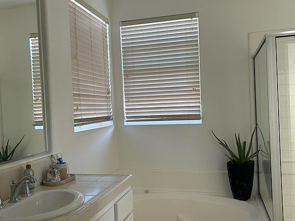 5th image of 27501 Weeping Willow Dr
