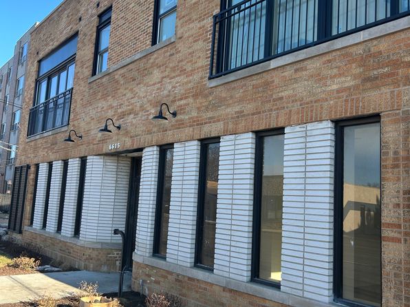 6605 N Milwaukee Ave #14