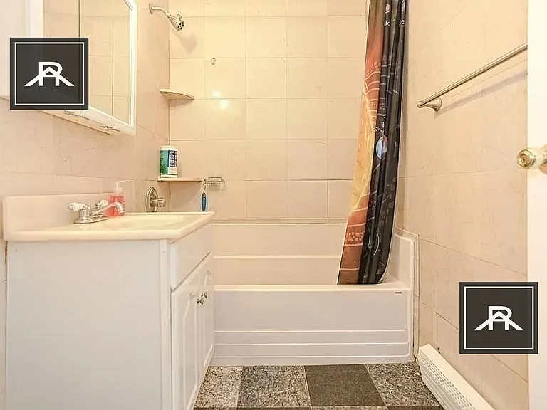 44 Adams St #C7 — Photo 2