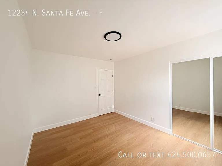 12234 N Santa Fe Ave #F — Photo 9
