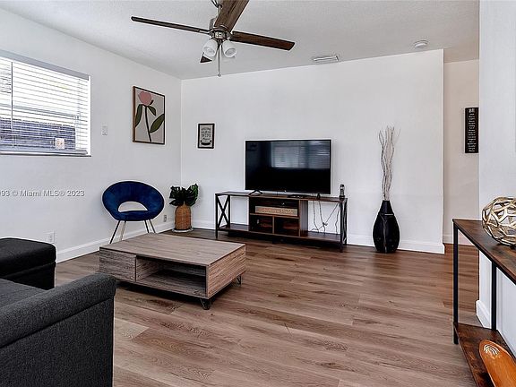 2nd image of 1017 SW 30th St #1017