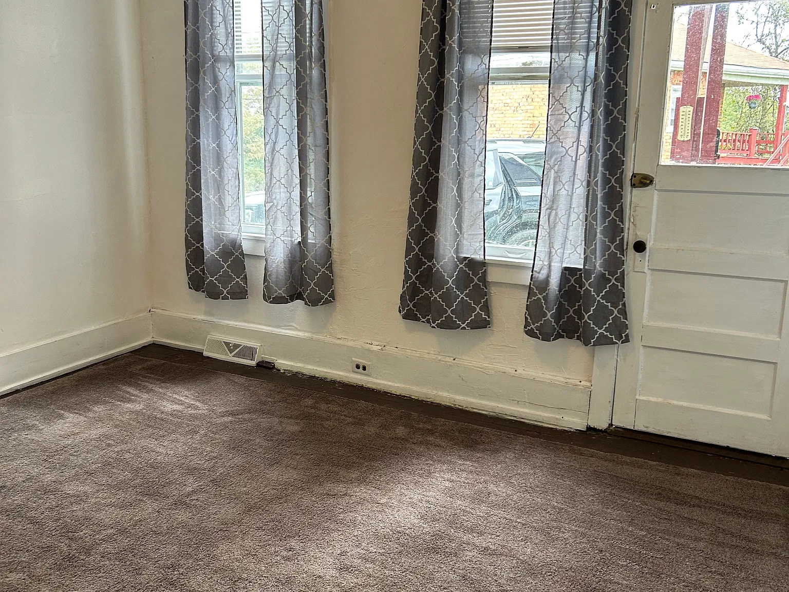 2 bed, 800 sqft, $625 — Photo 3