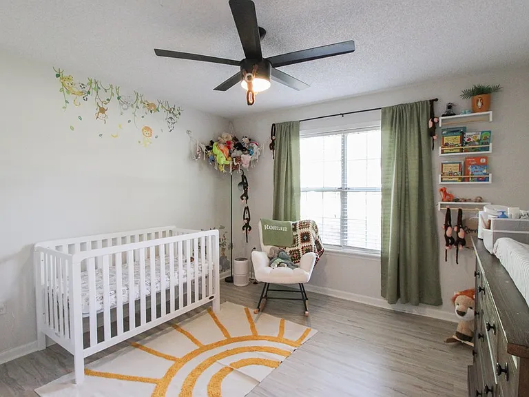 2821 Clayton Dr — Photo 9
