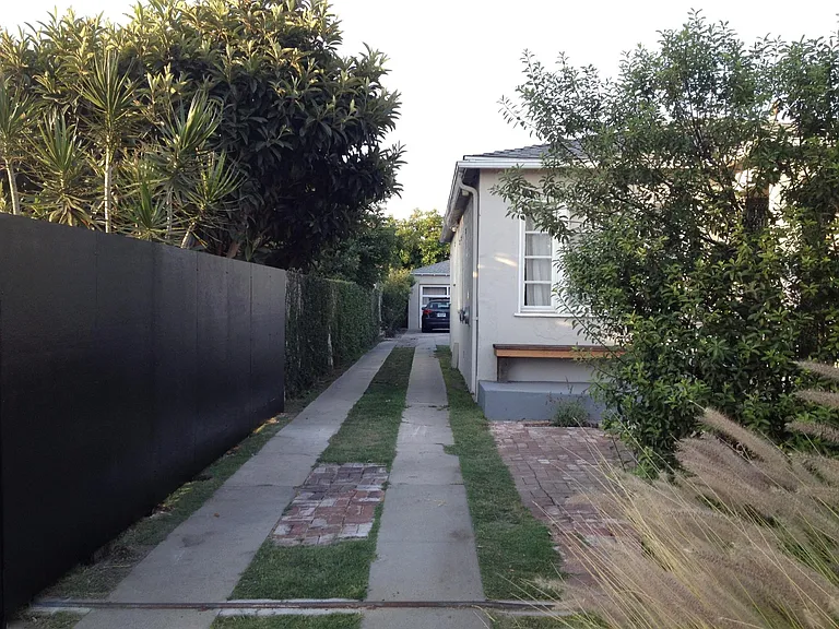 4967 Fir St — Photo 3