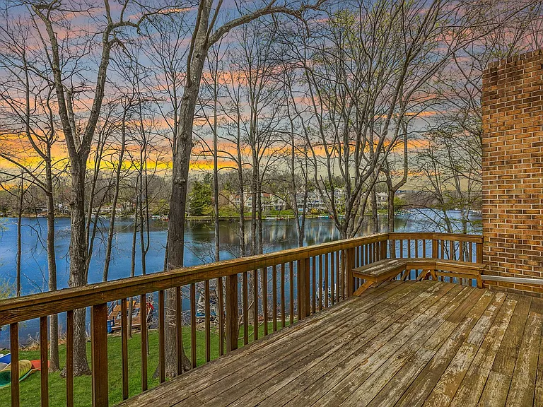 11030 Thrush Ridge Rd — Photo 2