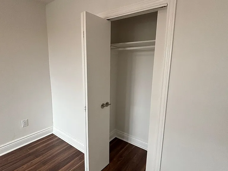 85A Evans Ave #UPPER — Photo 26