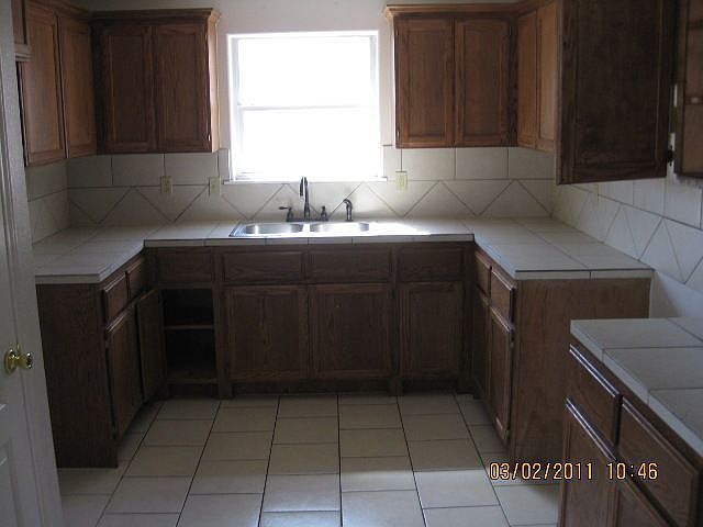 2nd image of 10509 Savitee Dr