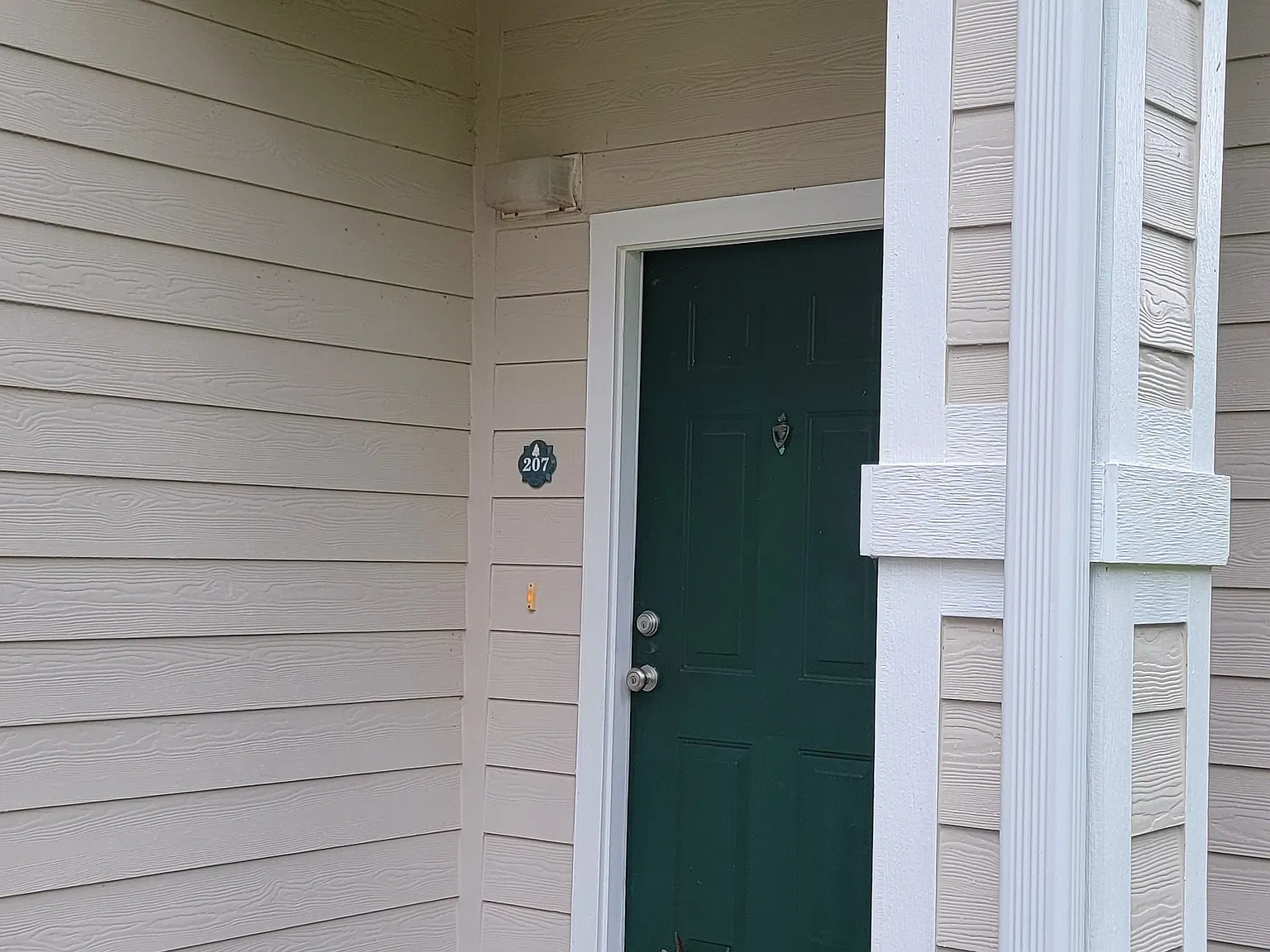 2 bed, 1276 sqft, $2,175 — Photo 4