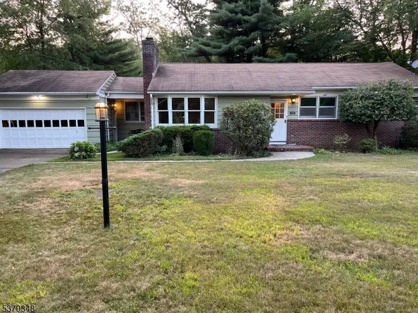 43 Rocky Point Rd, Hewitt, NJ 07421