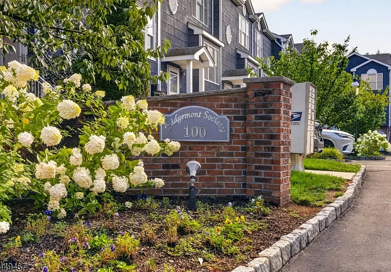 100 Glen Ridge Ave #12 — Photo 1