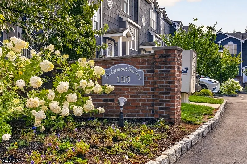 100 Glen Ridge Ave #12