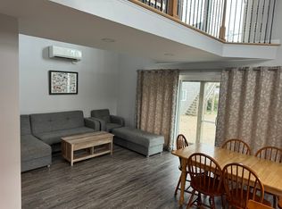 46 Follett Rd, Narragansett, RI 02882