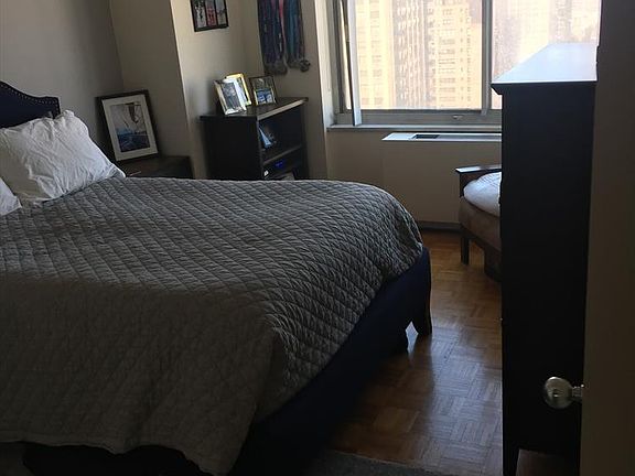 5th image of 404 E 79th St APT 21D