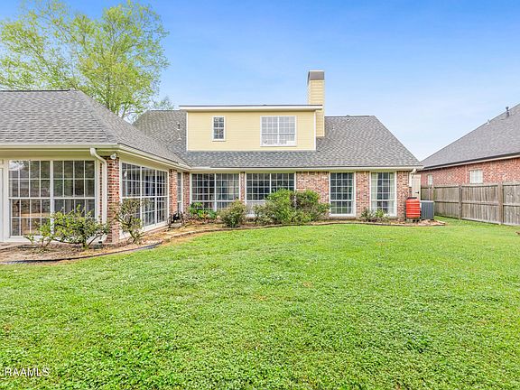 5th image of 114 Westfield Dr