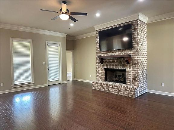 4th image of 8818 Rosedown Ln