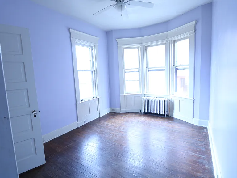 316 W 10th St #1 — Photo 3