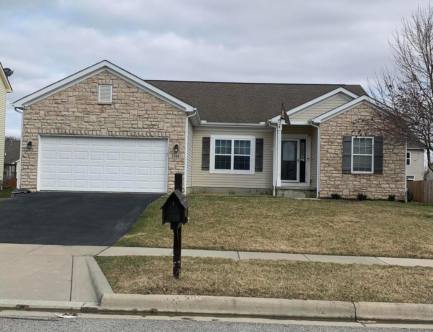 194 Red Oak Pass, Commercial Point, OH 43116 Zillow