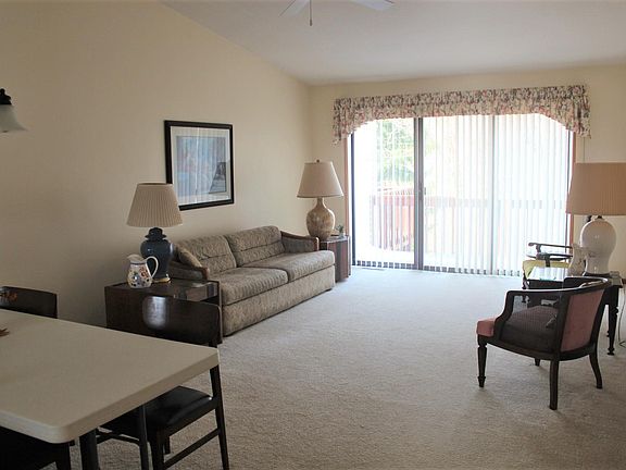 2nd image of 838 Creekridge Dr