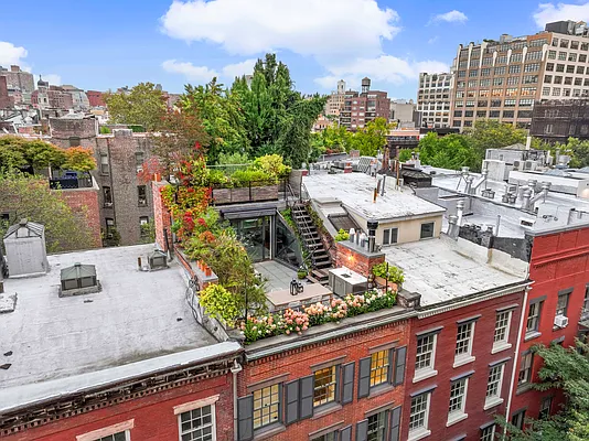 Sold by SERHANT. | media 28