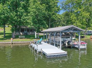 321 Pineland Shores Cir, Cross Hill, SC 29332