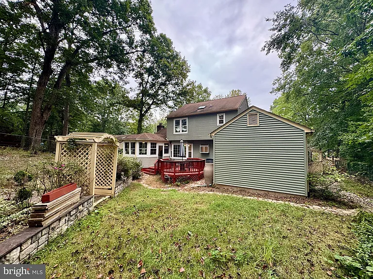 1017 Spain Dr — Photo 34
