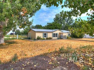 21540 Butler Ln, Greenleaf, ID 83626