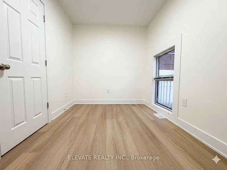 25 Homewood Ave #3 — Photo 4