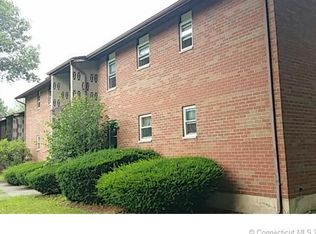 39 Terrace Gdns, Wallingford, CT 06492