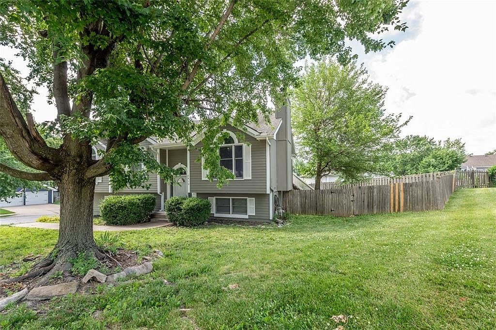 6410 N Amoret Ave, Kansas City, MO 64151 MLS 2493849 Zillow