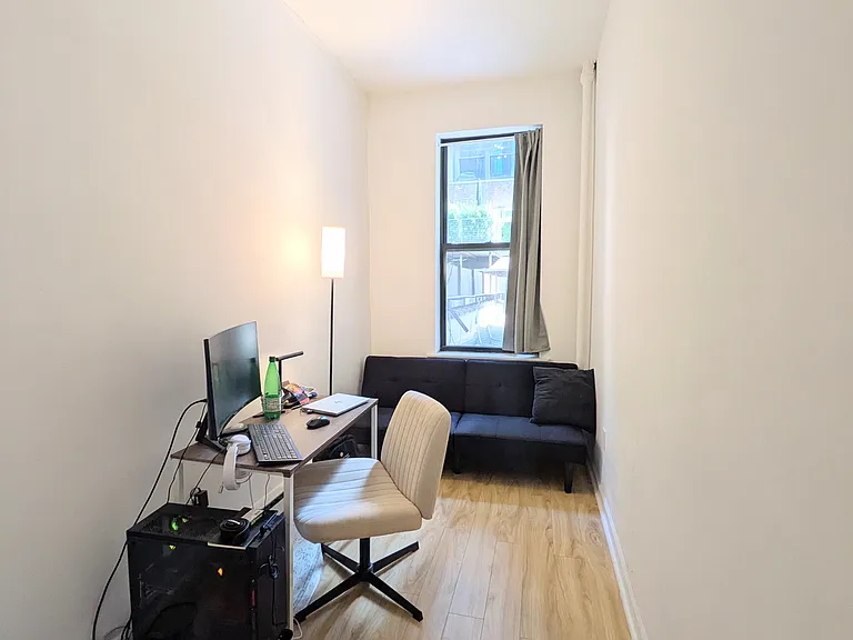 37 E 29th St #1 — Photo 10