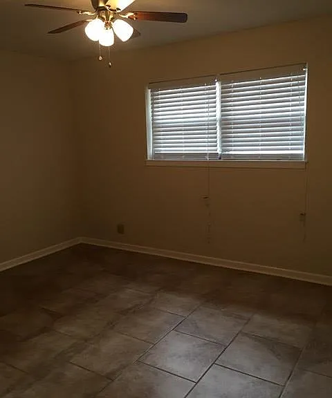 2609 Maxwell Dr — Photo 14