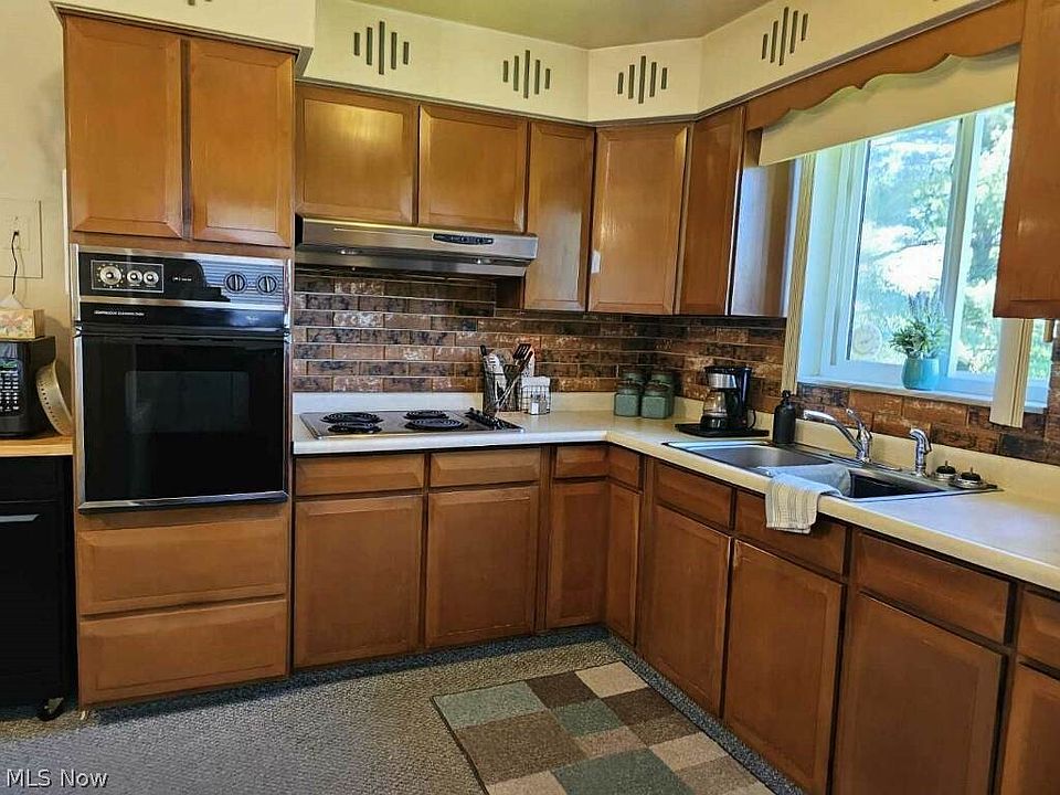 276 Skyview Dr, Weirton, WV 26062 Zillow