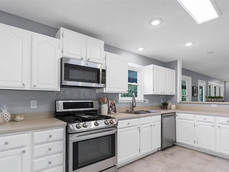 Pepperrell Dr — Photo 4