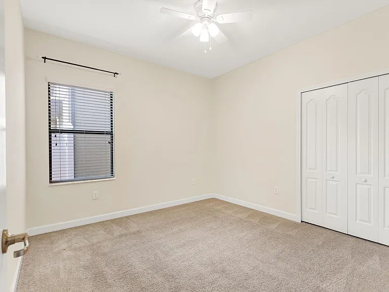 1317 Gleneagles Ln — Photo 25