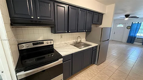 4940 SW 28th Ter #S Photo 1